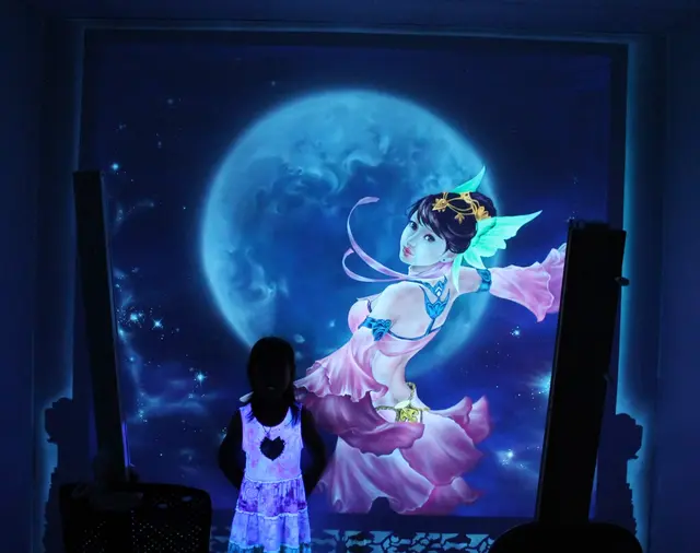 Hand-painted mural by Dongbai Murals 23